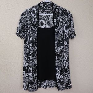 Judith Top Black White Paisley Floral Plus Size